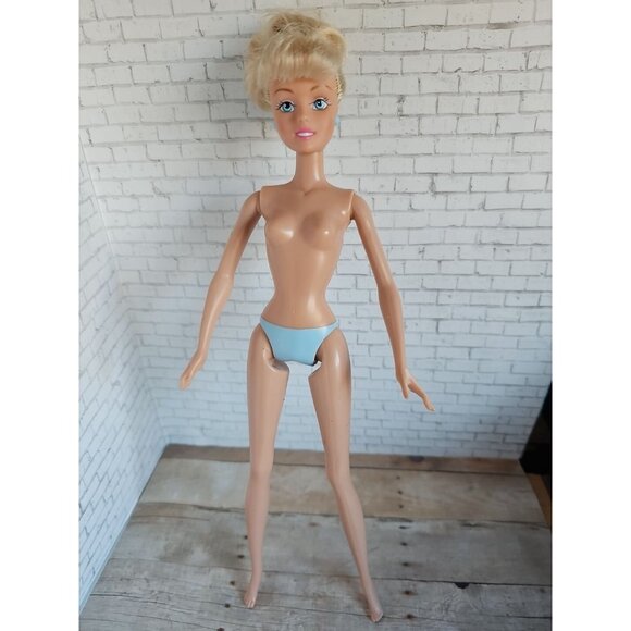Disney Store 2010s Cinderella Blonde Princess 11.5” Fashion Doll TLC Nude - Picture 2 of 4